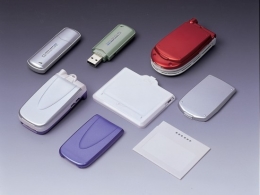 コンピューター・電子・通信機器のプラスチック部品